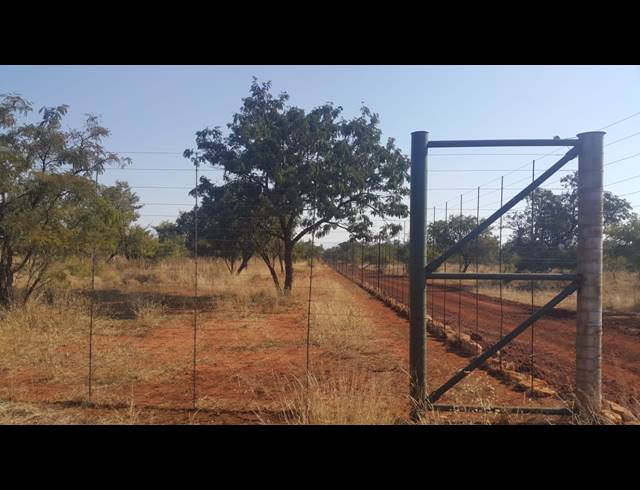 21.40HA FARM FOR SALE IN WAAGFONTEIN